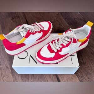 Oncept Phoenix sneakers